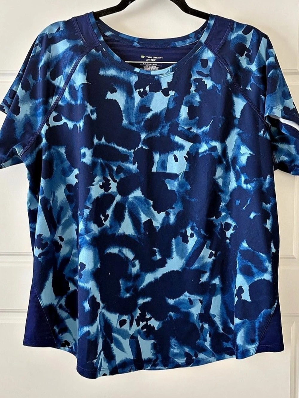 Tek Gear DryTek Women’s Abstract Athletic Tee Blue XXL Like New